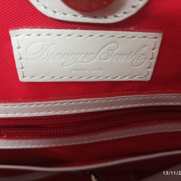 Authentic Dooney and Bourke Large Petunia Tote - Picture 14 of 16